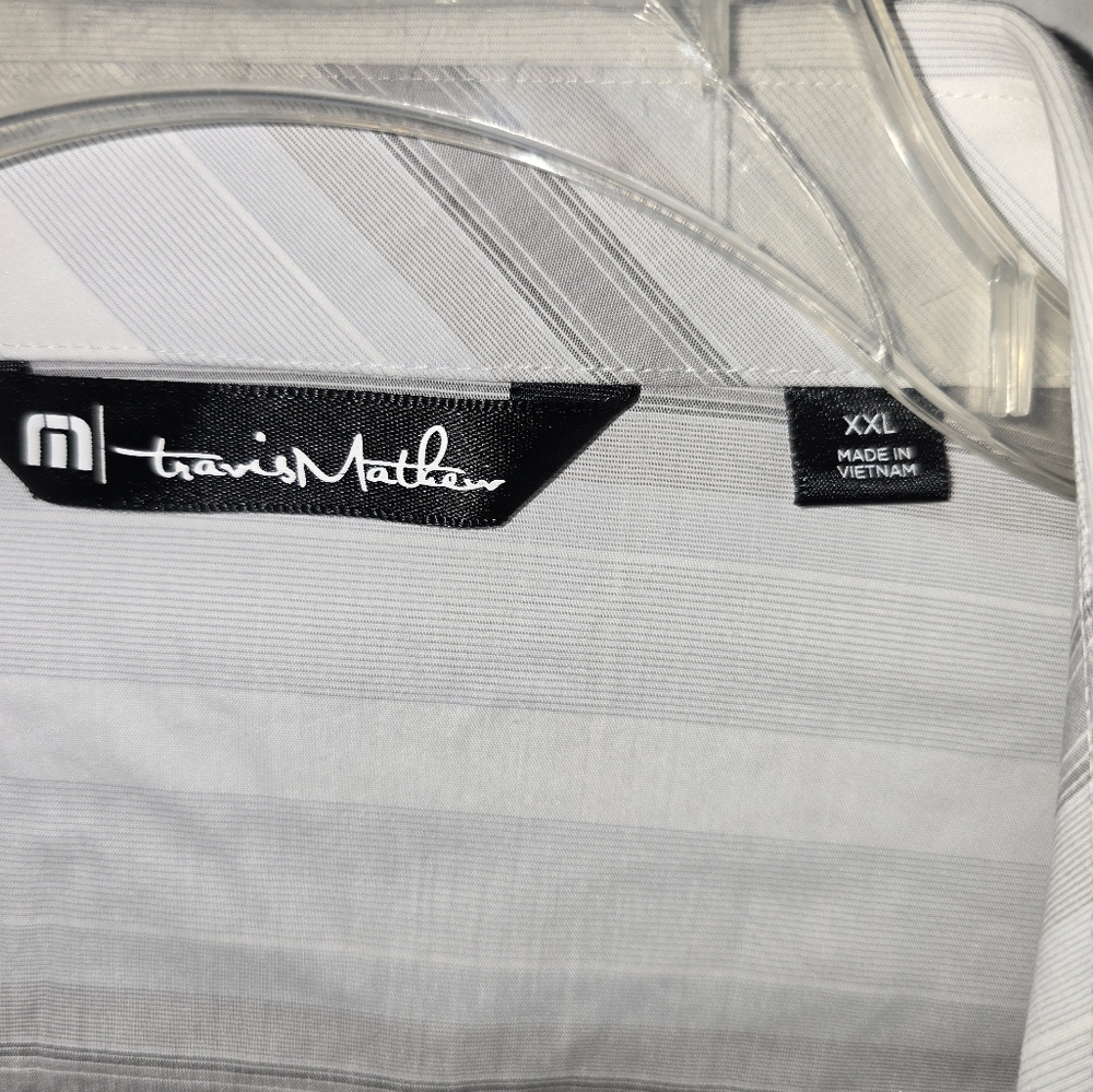 Travis Mathew Button Up - image 4